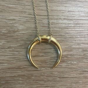Gorjana - Crescent necklace